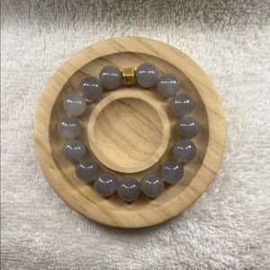 Elegant Gray Beaded Bracelet